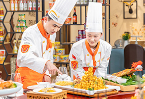 �ɶ��¶������ѧУ10:ѧУ��ѧ�������