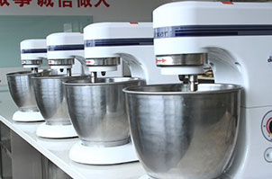 �߽���������決�����